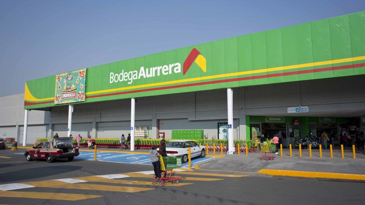 WhatsApp Cloud Control Information - How to obtain WhatsApp follower data?